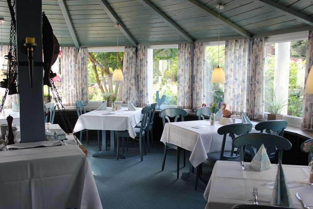 Waldhotel Schaeferberg Espenau Ресторан фото